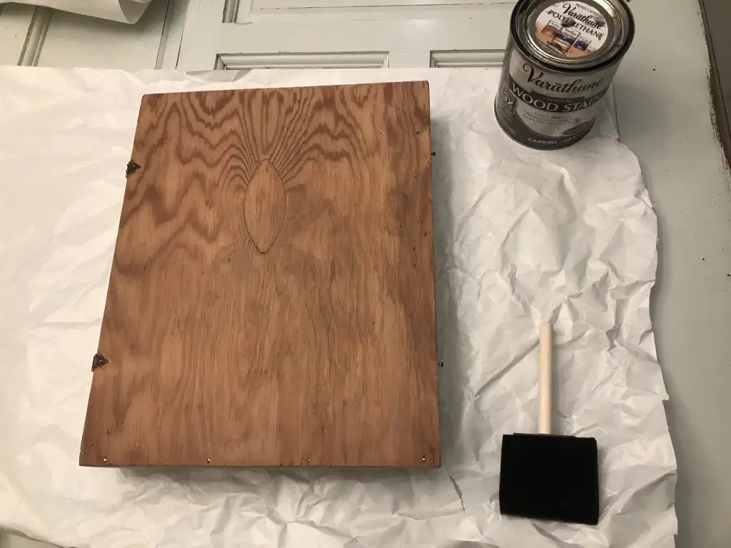 Varathane carbon gray stain on the wood