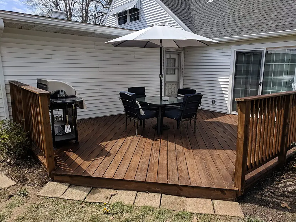 Benefit of Exterior Wood Stain