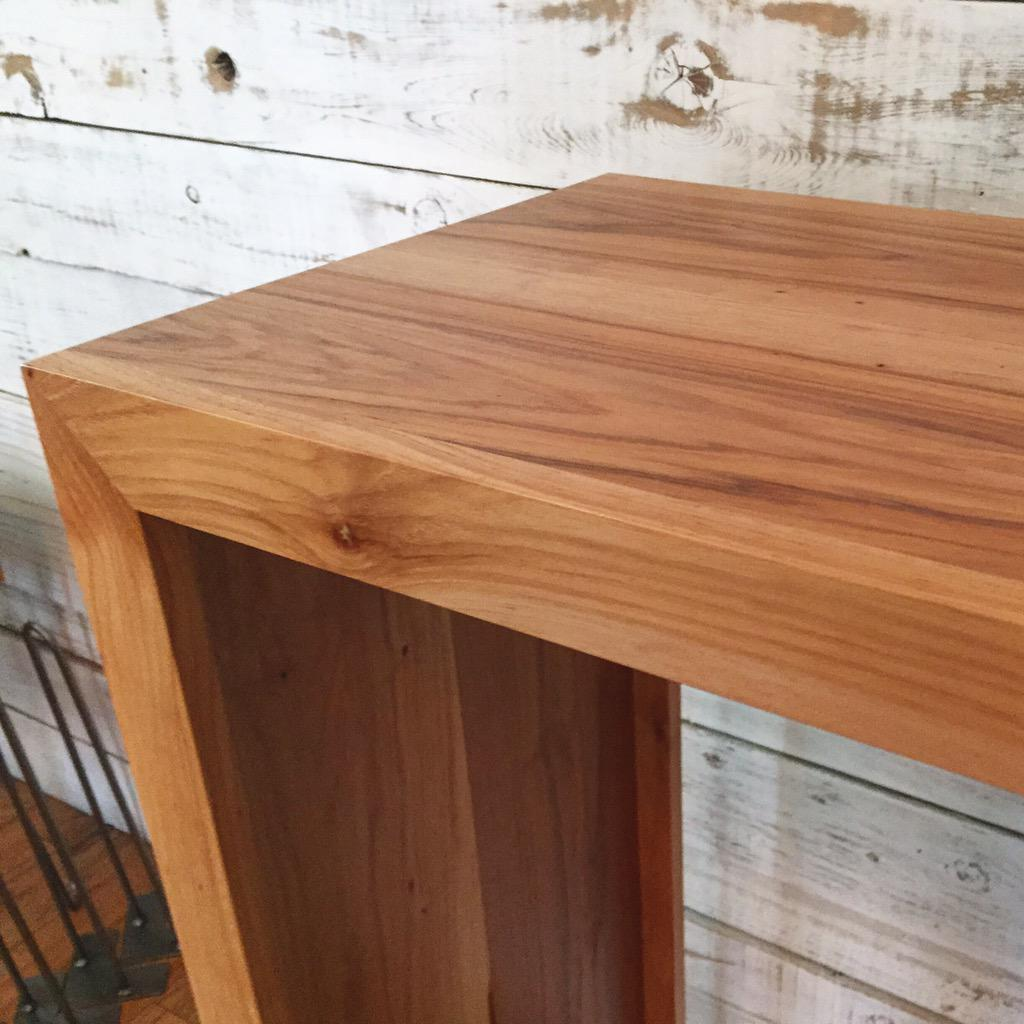 pecan table